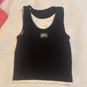 DAILY DRILLS LOGO LAYERED TANK